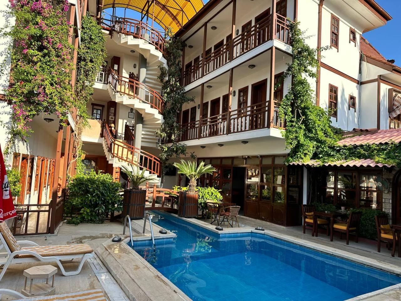 Hotel Karyatit Kaleici 안탈리아 외부 사진